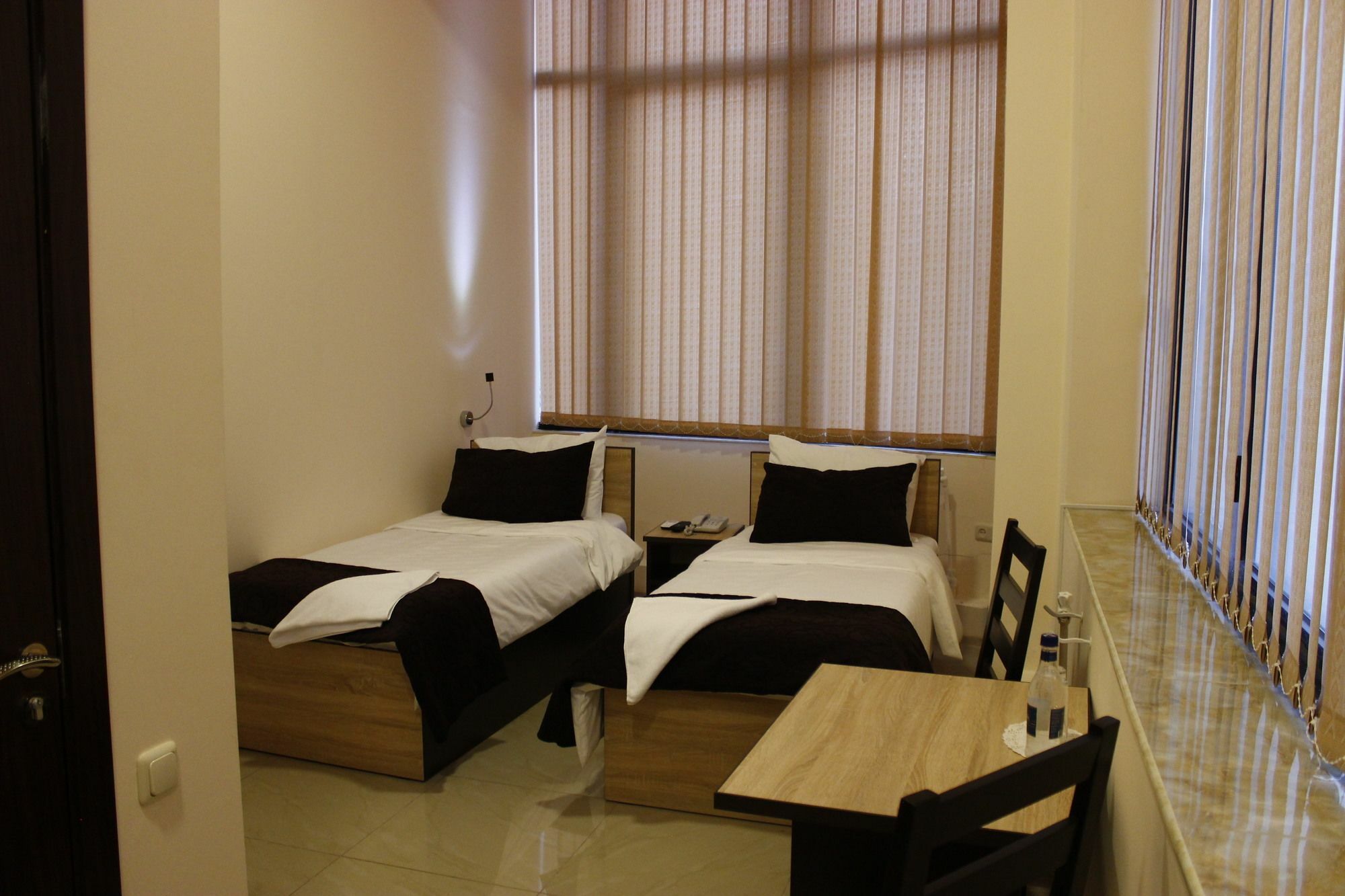 Comfort Hostel Yerevan Exterior foto